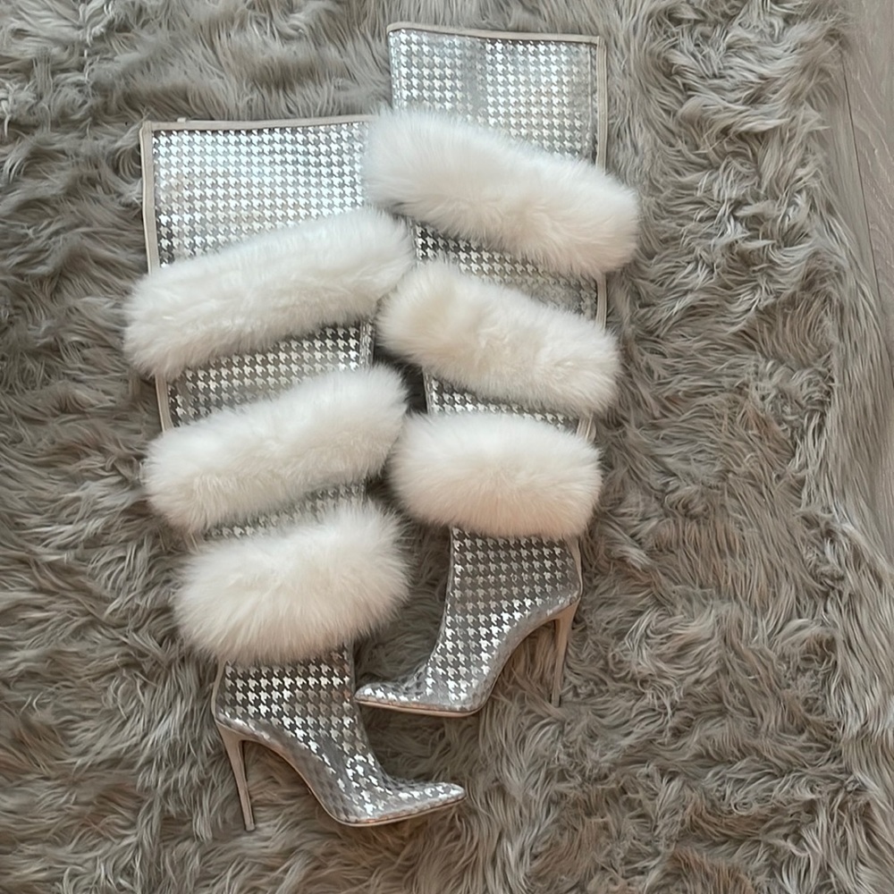 Faux fur boots